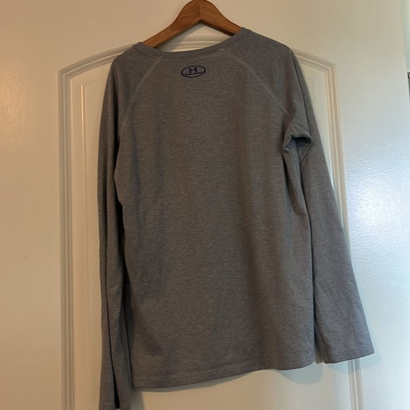 Underamour long sleeve - Picture 2 of 3